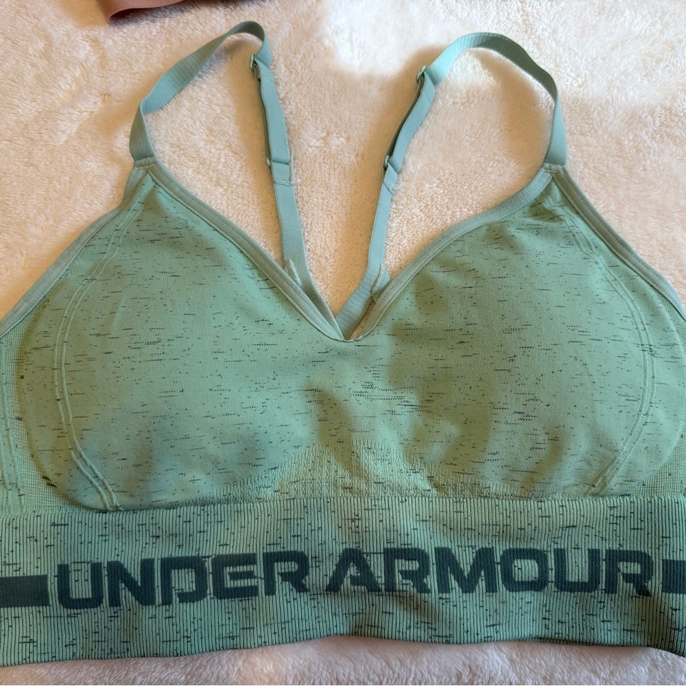 Under Armour Women's Mint Sports Bra